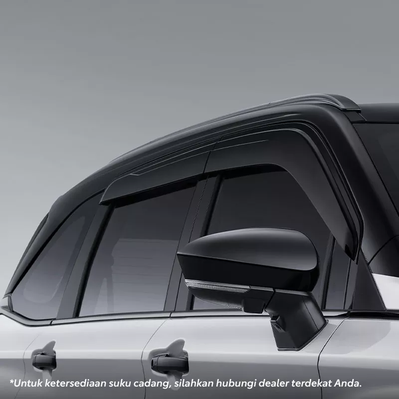 Sporty Outer Mirror Cover