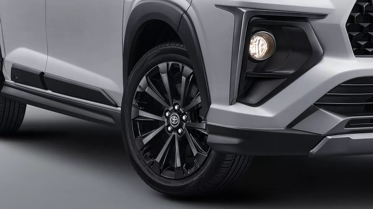 New 17 Inch Black Alloy Wheel
